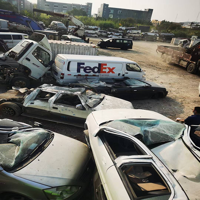 <strong>工程车报废回收</strong>